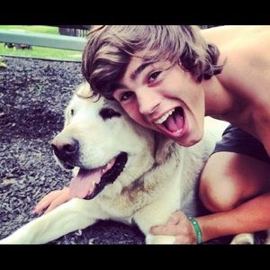 Meet your Posher, Brady